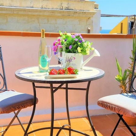 Una Terrazza Per Due Syracuse Bagian luar foto