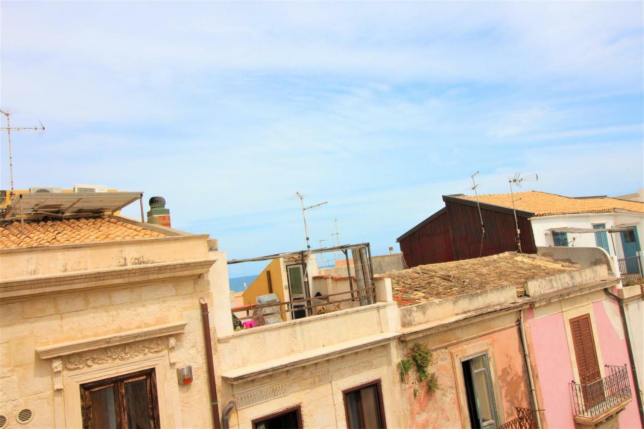 Una Terrazza Per Due Syracuse Bagian luar foto